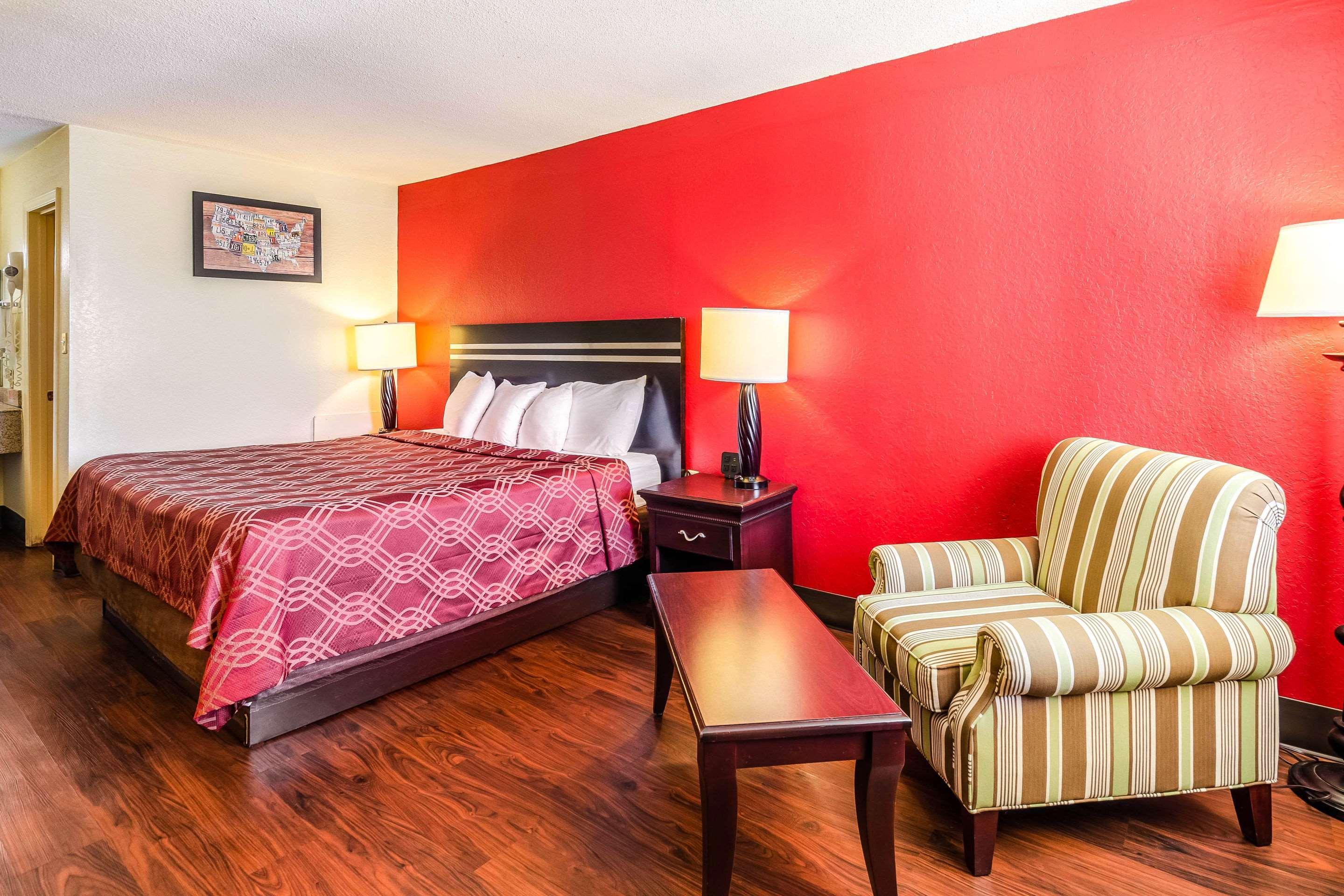 Lodge Econo Christiansburg-blacksburg I-81